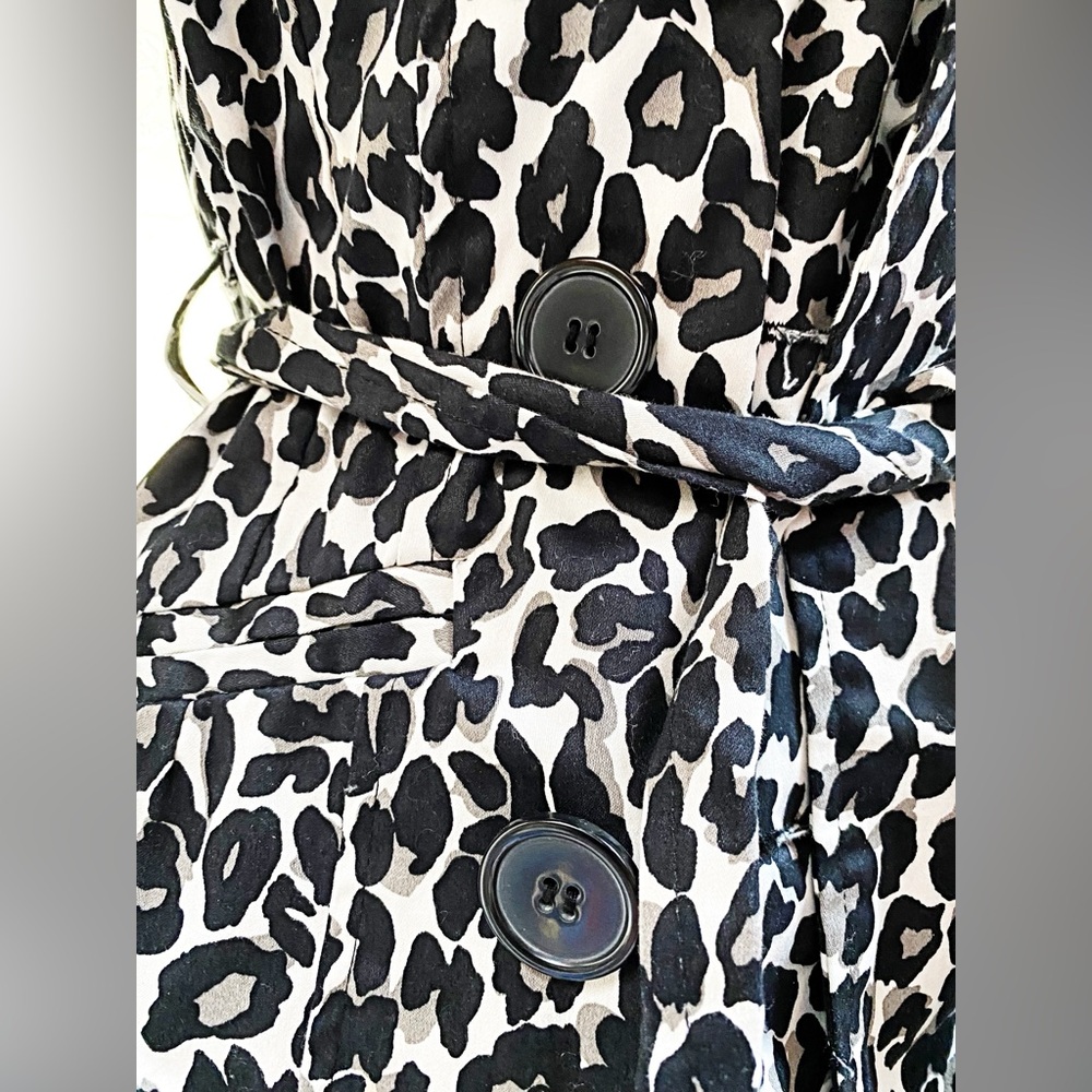 LUII - Animal Print Spring/Fall Coat 🧥 - Picture 6 of 12